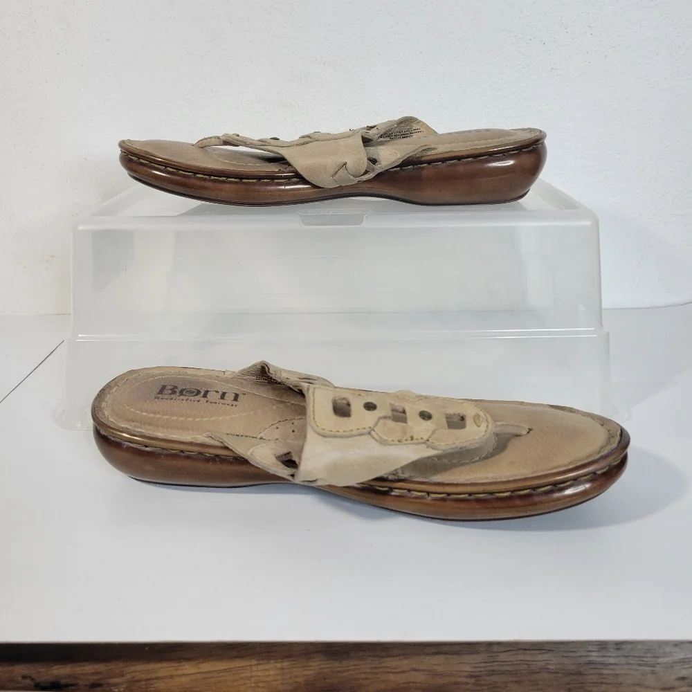 Womans Born Brown Leather Thong Flip flop Style W21803 Light brown Size 7/38 - Picture 4 of 9